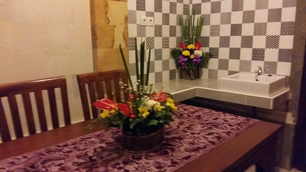 Manik House Hotel Ubud  Luaran gambar